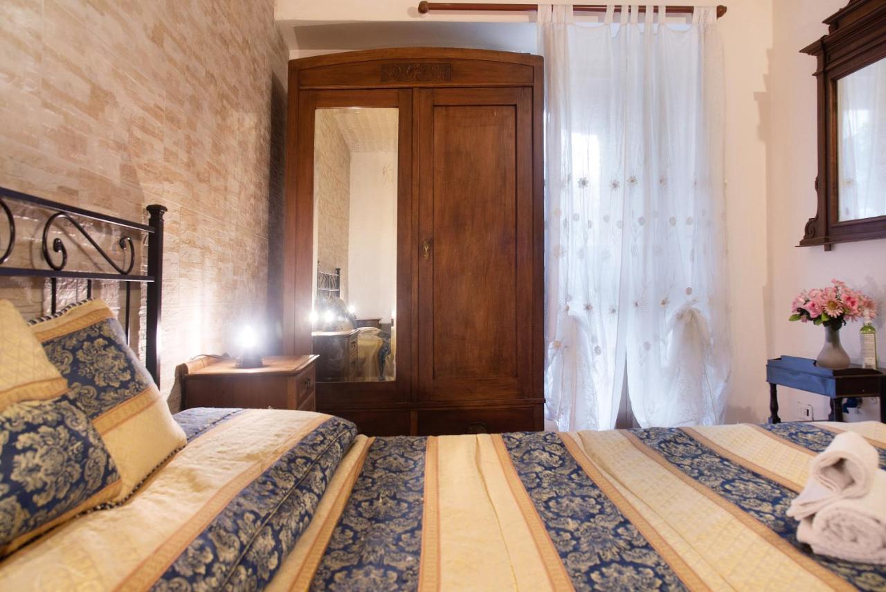 Ferienwohnung Casa Flora Porto Ceresio Exterior foto